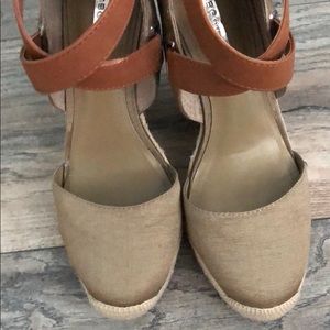 BCBG espadrille wedge